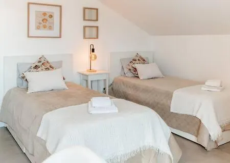 Apartamento Granja Farm House- 1 Ferrel (Leiria)